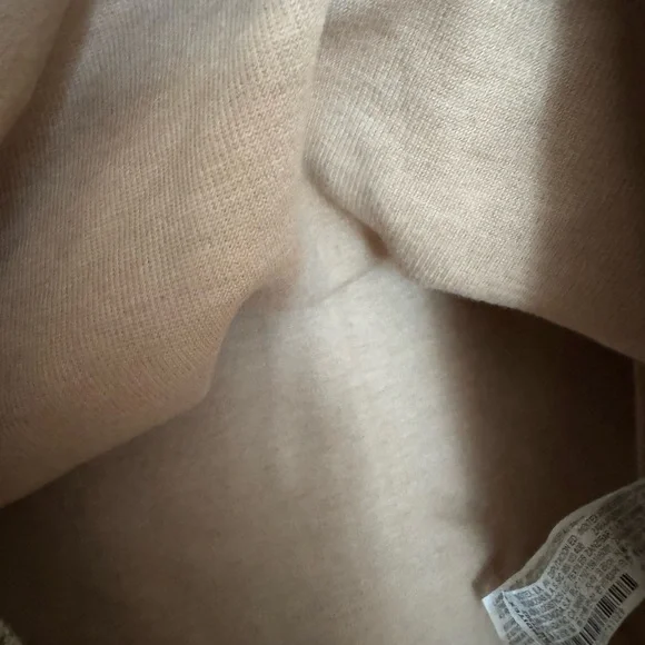 Zara Women's Tan Crewneck Sweater - Picture 5 of 5